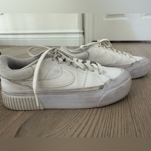 Nike Court Legacy Lift Women Platform Sneaker Woman’s size 8 - Picture 9 of 10